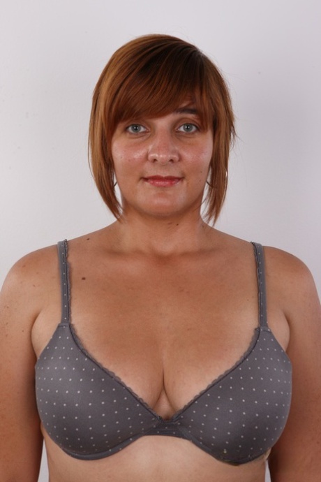 Amateur BBW Lenka sports short red hair while getting butt naked