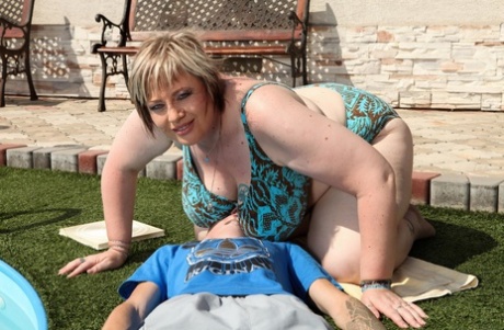 Mature BBW doffs her bikini to seduce young guy & get big tits cum covered