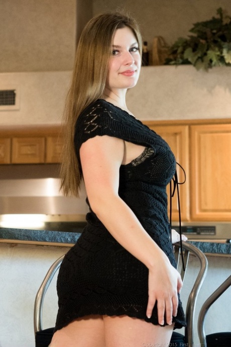 Chubby first timer lifts up her black dress to expose twat and bare ass
