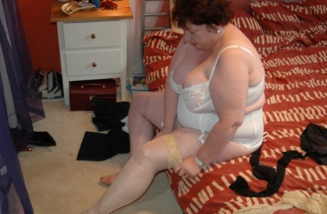 British BBW Chris 44g dons a big hat in her underthings and nylons