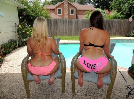 Amateur plumpers Virgo Peridot & Dee Siren bare their bald slit and big butts
