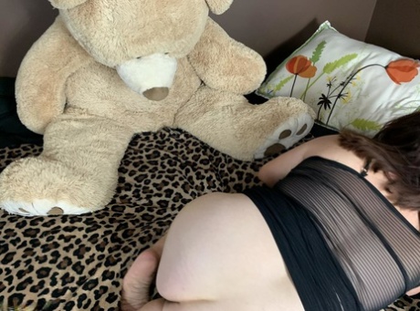 Older BBW Sexy Nebbw drips cum from her chin during POV action