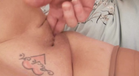 Mature plumper Auntie Trisha masturbates during sex with her old lover