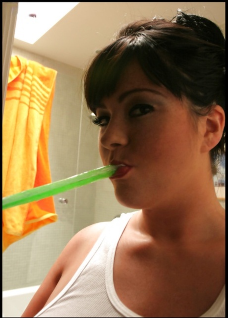 Plump girl Rachel Aldana gets in the shower to play with her hot tits
