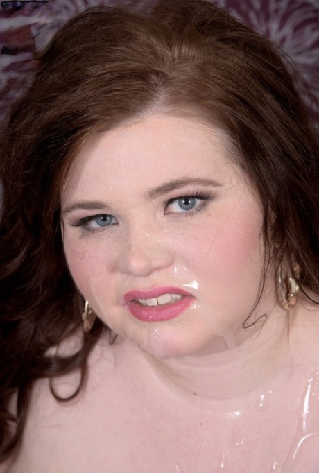 BBW bitch Savana Blue enjoys having a big cock between her boobs and in pussy