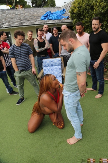 Ebony nympho with a huge ass Jayden Starr enjoys an outdoor IR gangbang