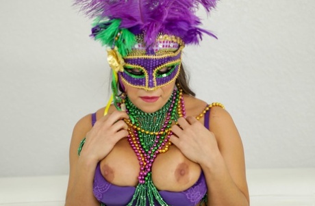 Big titted pornstar in a carnival outfit Carmela Clutch gets her twat stuffed