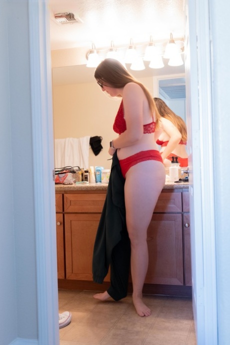 Amateur fatty Jacklyn gets filmed changing her clothes in the bathroom