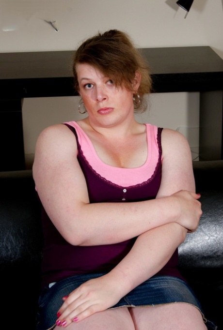 Grooby Girls performed by Jayde Nude Gallery