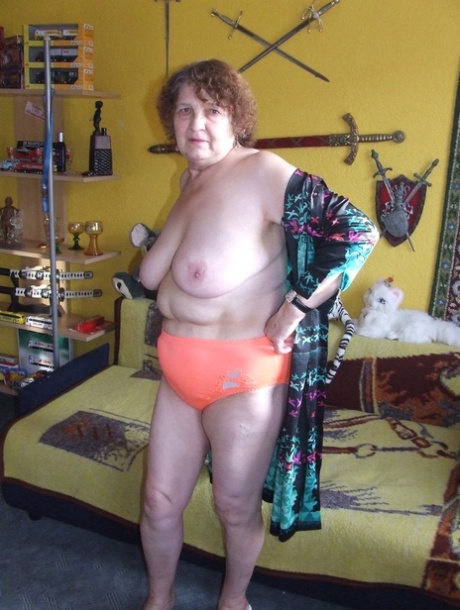 Naughty granny Marlies shows off every inch of her chubby naked body
