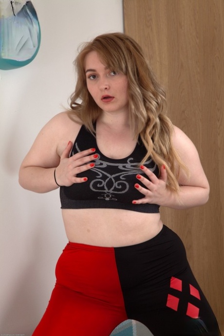 Chubby amateur Cameron strips naked & spreads her fat hairy pussy wide