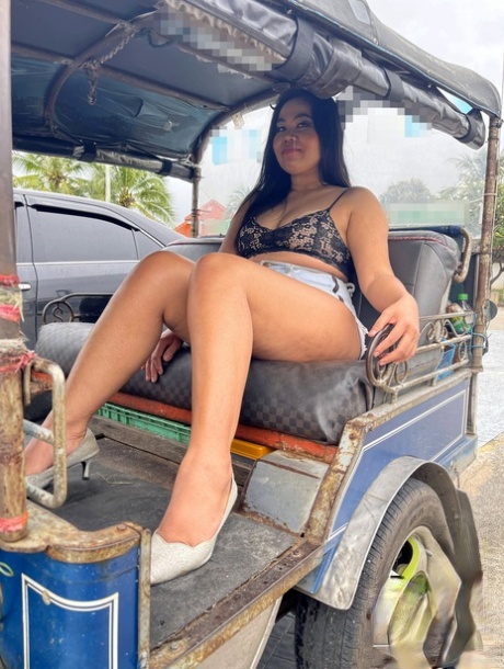 Asian BBW