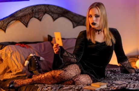 Blonde goth stepsister Anna Claire Clouds strips to lingerie & sits on a dick