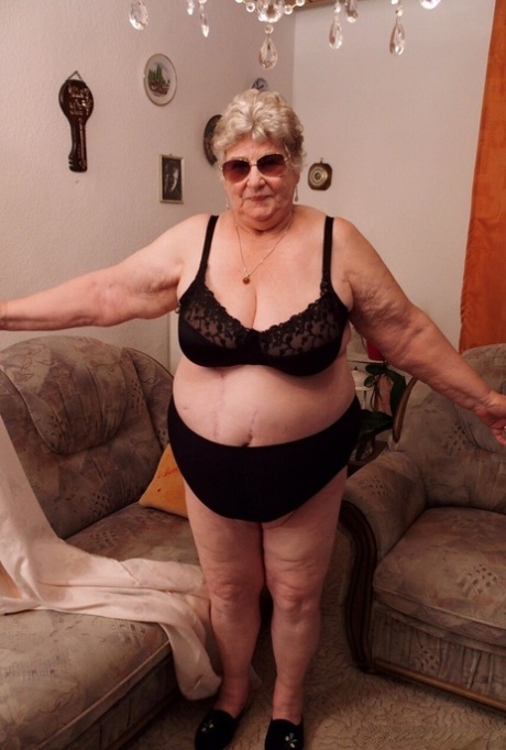 Old Fat Granny Nude Photos Galleries