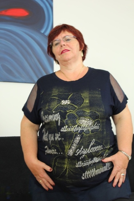 Mature NL Diether von Stein, Simona K