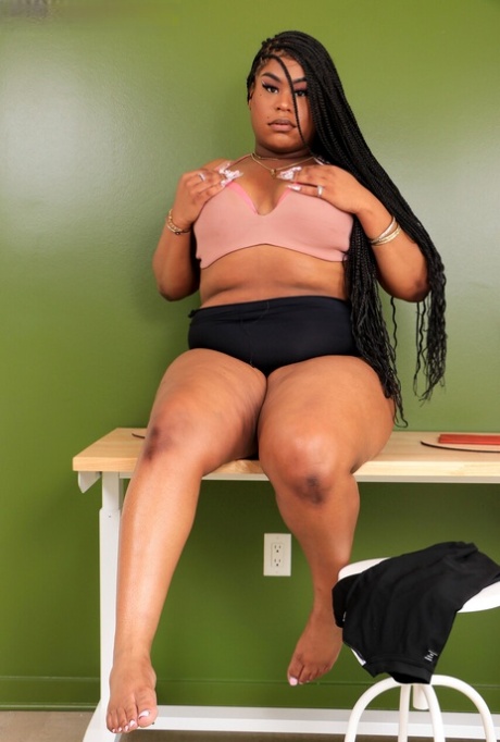 Black TGirls featuring Nola Banji Hot Pictures