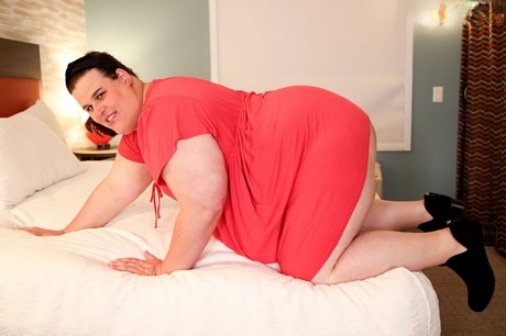 TGirl BBW starring TGirl BBW Naked XXX