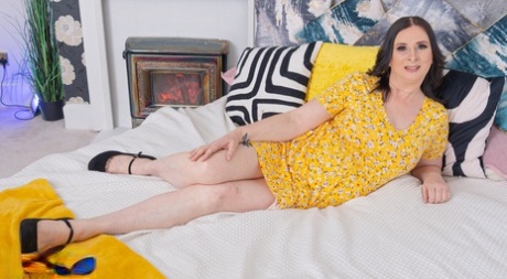 Mature NL performed by Axel Reigns, Destiny Blue Sex Pictures