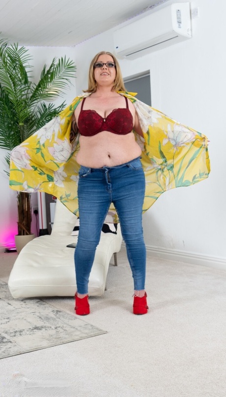 Mature NL performed by Insatiableme Sex Images