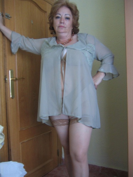 Big boobed mature BBW Maria fingers and fucks her pussy with different toys